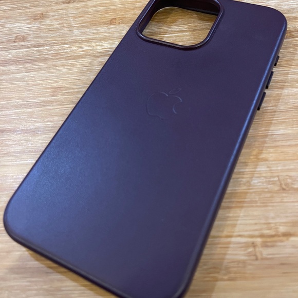 OEM (Original) Apple I Phone 12 Pro Max Case - Picture 2 of 4